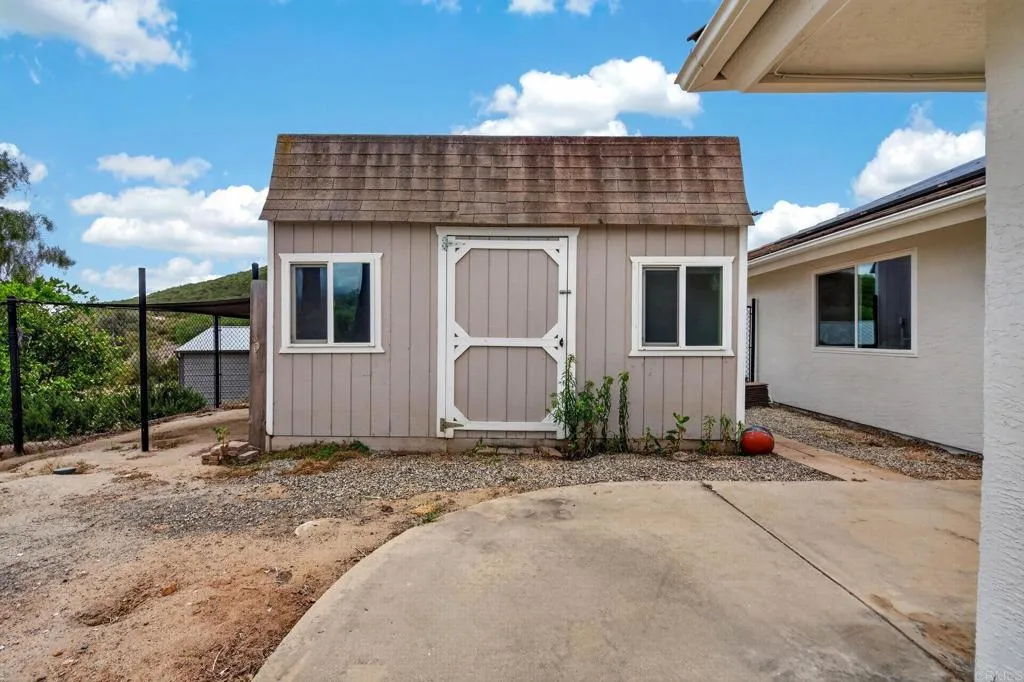 https://cdn.realtyfeed.com/cdn/127/306733182/eff719d4c1b72890128f9b4cb1603d5c.webp