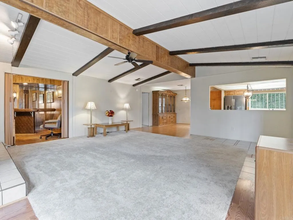 https://cdn.realtyfeed.com/cdn/127/306733185/207bcd7b9d4a475a58c5032ee9163c15.webp