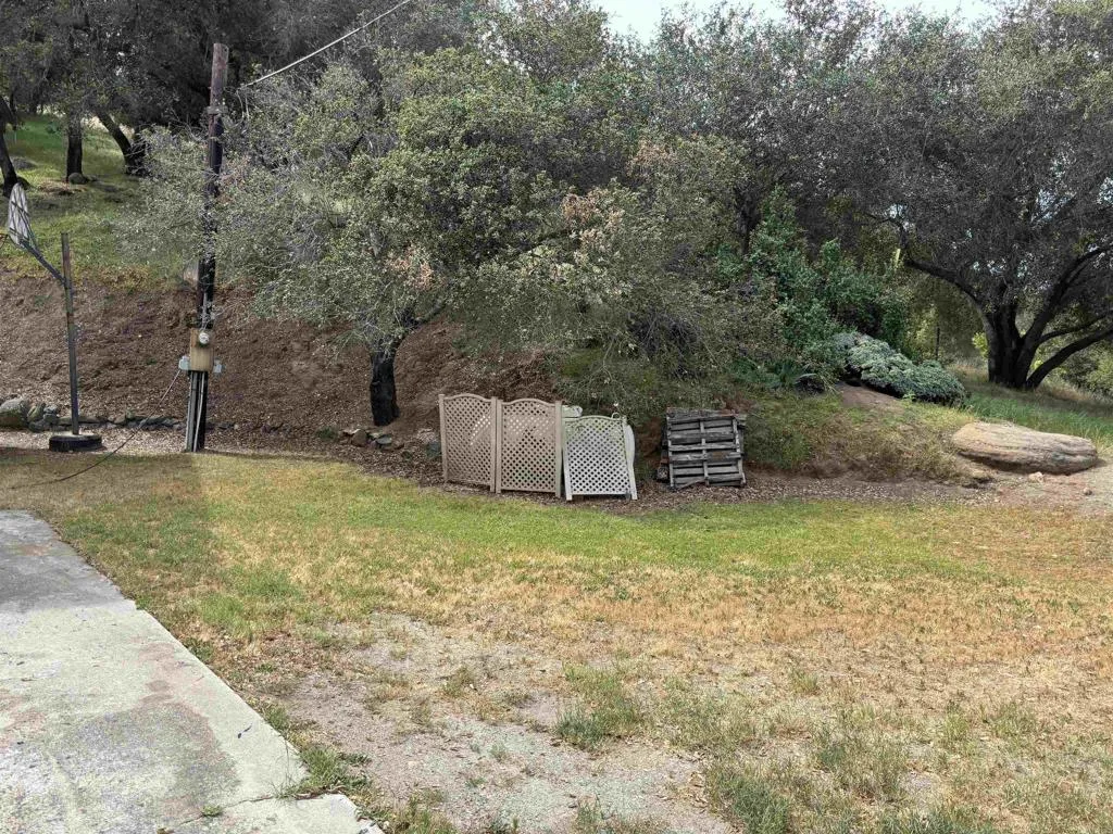 https://cdn.realtyfeed.com/cdn/127/306733185/516eeb8d84f7edb29da57fc69aee5117.webp