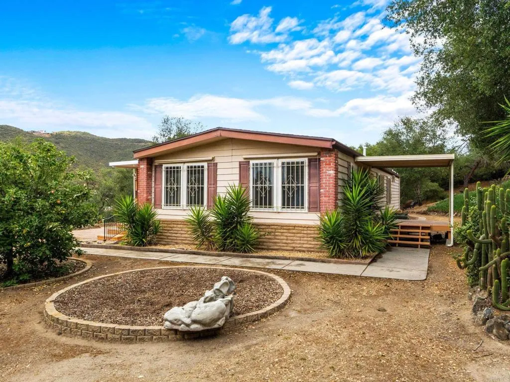 https://cdn.realtyfeed.com/cdn/127/306733185/5c5562db2560def6451a67df88509685.webp