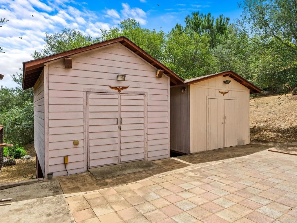 https://cdn.realtyfeed.com/cdn/127/306733185/c48757fc5f789e98142df28df5ed3e14.webp