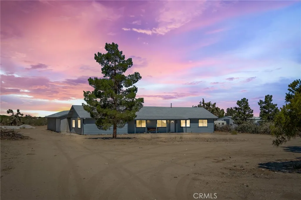 Pinon Hills, CA 92372