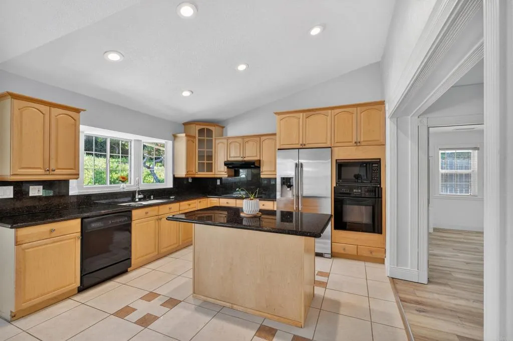https://cdn.realtyfeed.com/cdn/127/306733227/81246d52c21fac225b2d005ffd5dc7d3.webp