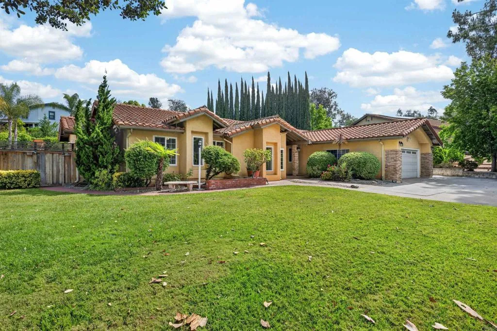 https://cdn.realtyfeed.com/cdn/127/306733227/ea76c8aaf990b0505e305c875308f0a7.webp
