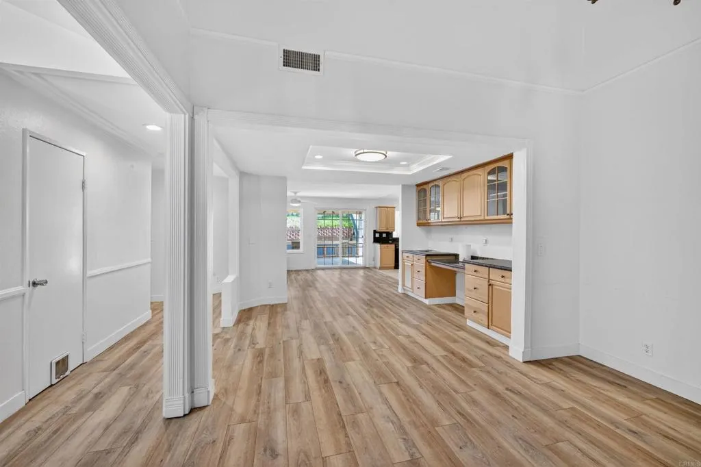 https://cdn.realtyfeed.com/cdn/127/306733227/ed41ebe77d8ad0869970d34015737904.webp