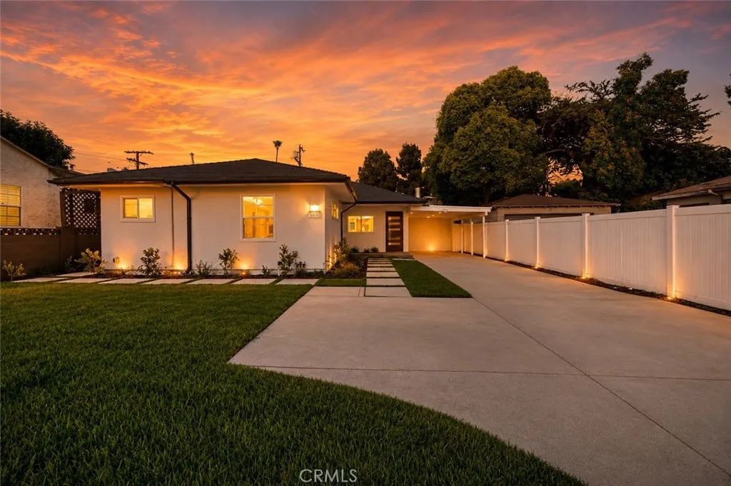 North Hollywood, CA 91601