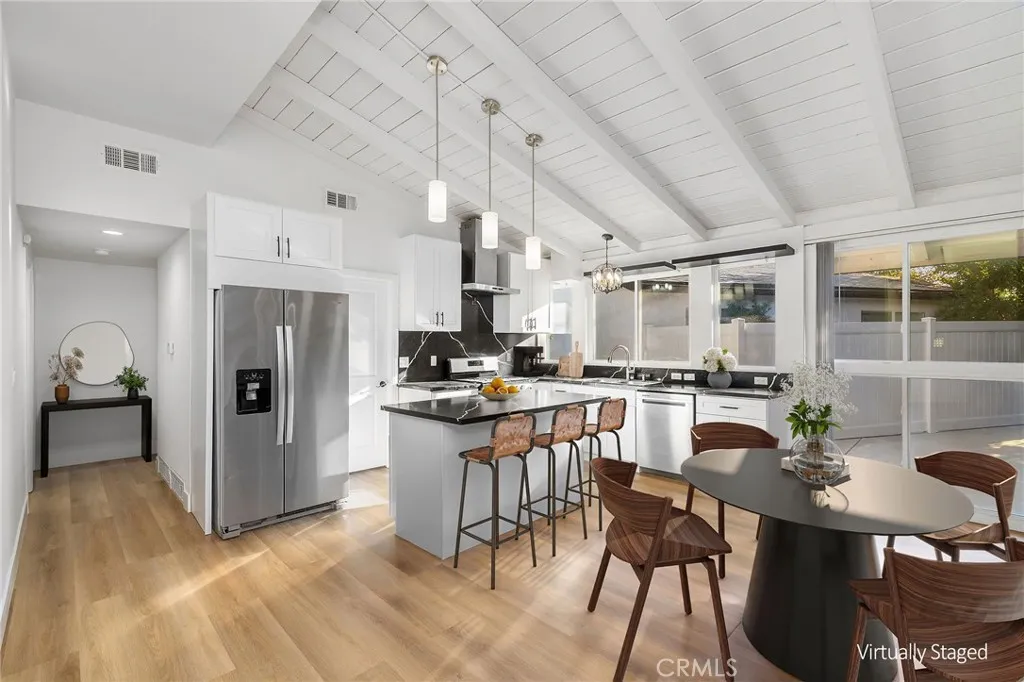 Winnetka, CA 91306