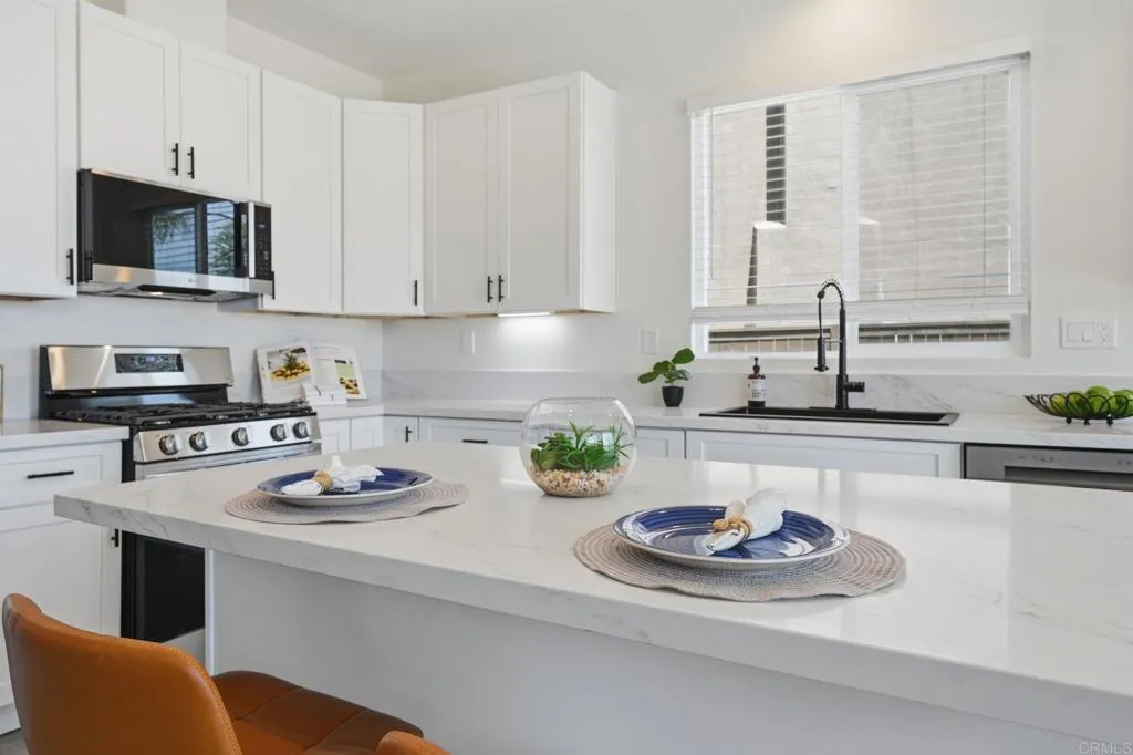 https://cdn.realtyfeed.com/cdn/127/306733276/10d16f979501048040cbf4a53a88b797.webp
