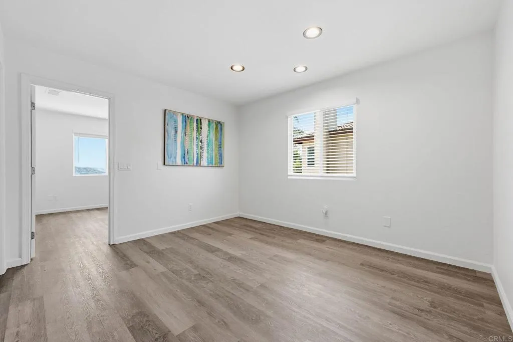 https://cdn.realtyfeed.com/cdn/127/306733276/9b36ffe9ba2fb75ec1ffbe777fe09389.webp
