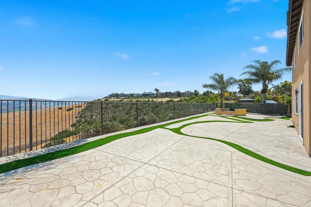 https://cdn.realtyfeed.com/cdn/127/306733276/e812ff03b6cf67b4489f6d8f4add9eda.webp