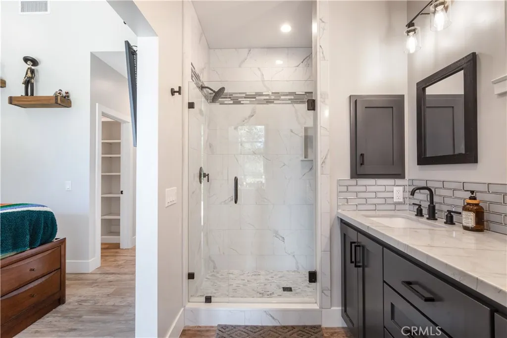 https://cdn.realtyfeed.com/cdn/127/306733277/2370ff38c9885cd5ea3038684d2511fc.webp