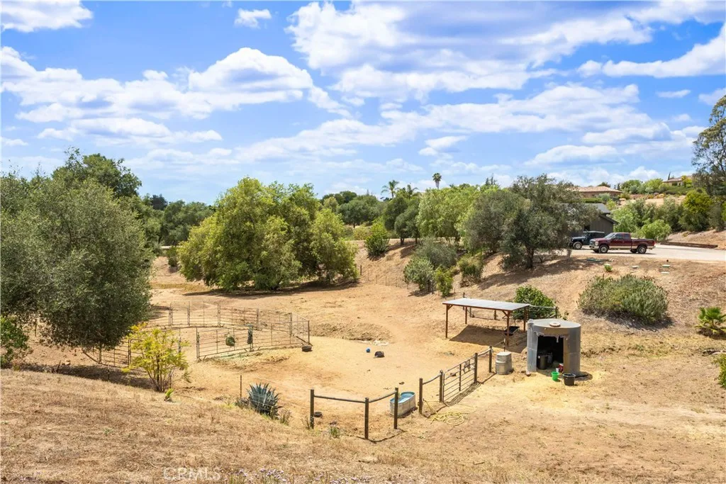 https://cdn.realtyfeed.com/cdn/127/306733277/3b6ad4908e73b64e50d9ff39fa3f8c97.webp