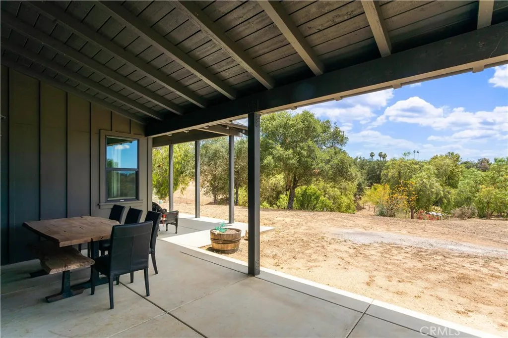 https://cdn.realtyfeed.com/cdn/127/306733277/473d049a25bc264532fa5f0aa732c7eb.webp