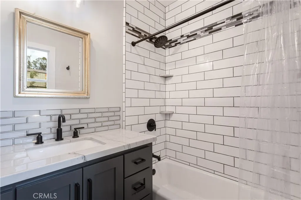 https://cdn.realtyfeed.com/cdn/127/306733277/4ec6d3bb407e21973b20f8aa4a4ce47c.webp