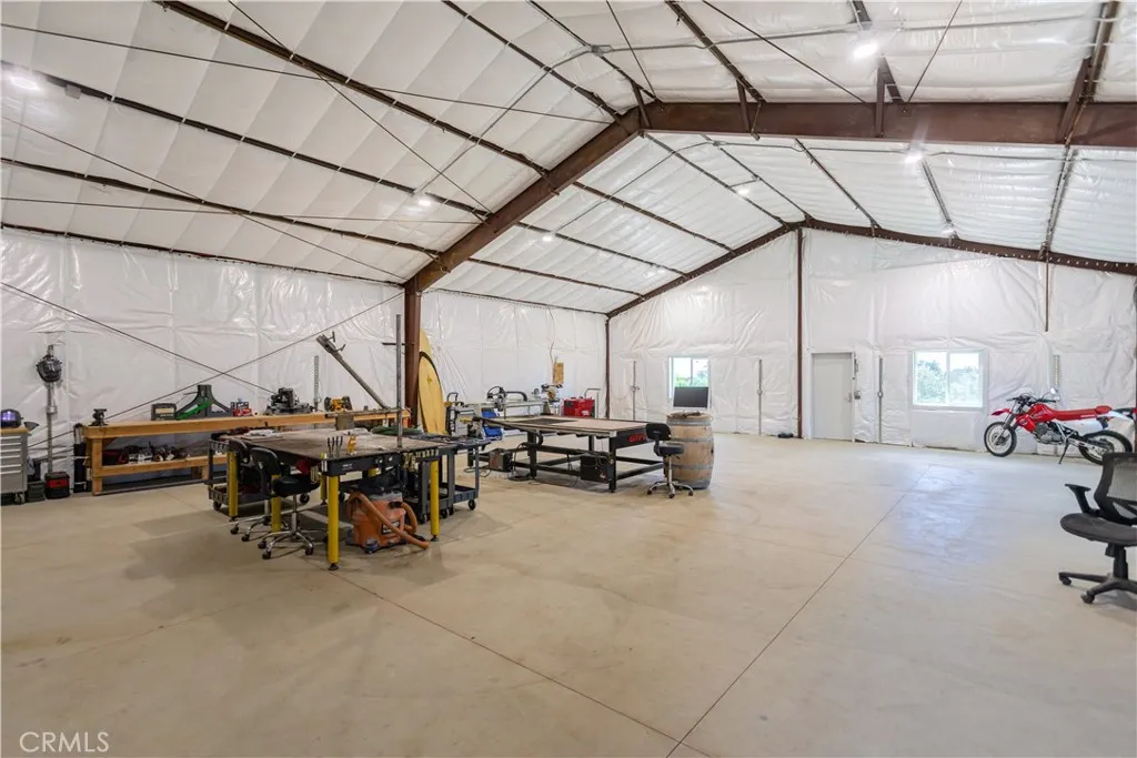 https://cdn.realtyfeed.com/cdn/127/306733277/553a421d63d63adf0f294437fcc60ae4.webp