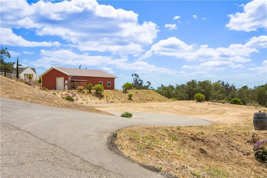 https://cdn.realtyfeed.com/cdn/127/306733277/ad8ca25cd7aa18b1fc658f79863d32ce.webp