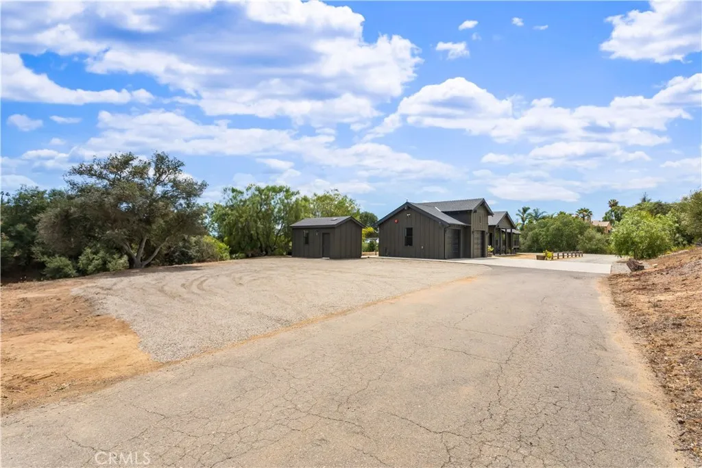 https://cdn.realtyfeed.com/cdn/127/306733277/e5c4df4ed2b3e1d8d019b076544a6775.webp