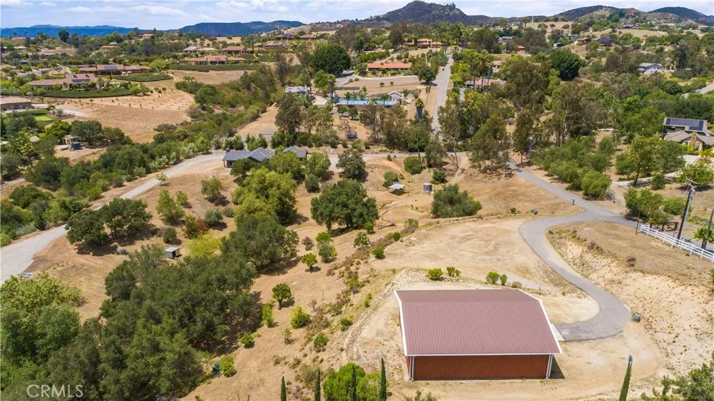https://cdn.realtyfeed.com/cdn/127/306733277/f89940c6342fa9470bc0072963296109.webp