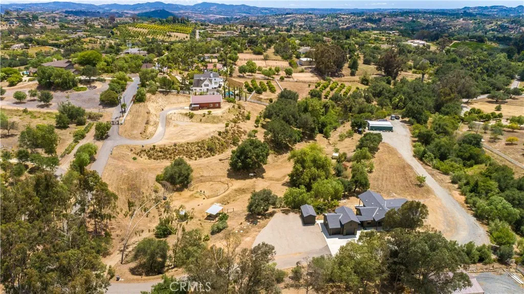 https://cdn.realtyfeed.com/cdn/127/306733277/fd7b785286279b9eea5258500ce6f59a.webp
