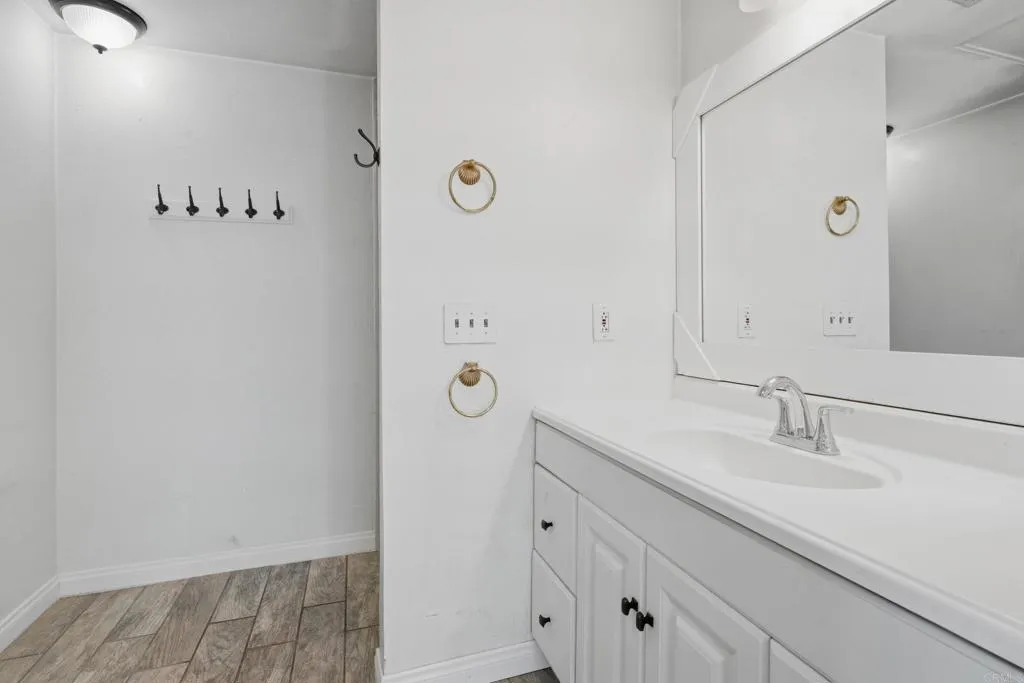 https://cdn.realtyfeed.com/cdn/127/306733288/c7f13a7df0442319ca7a3503472cba9b.webp