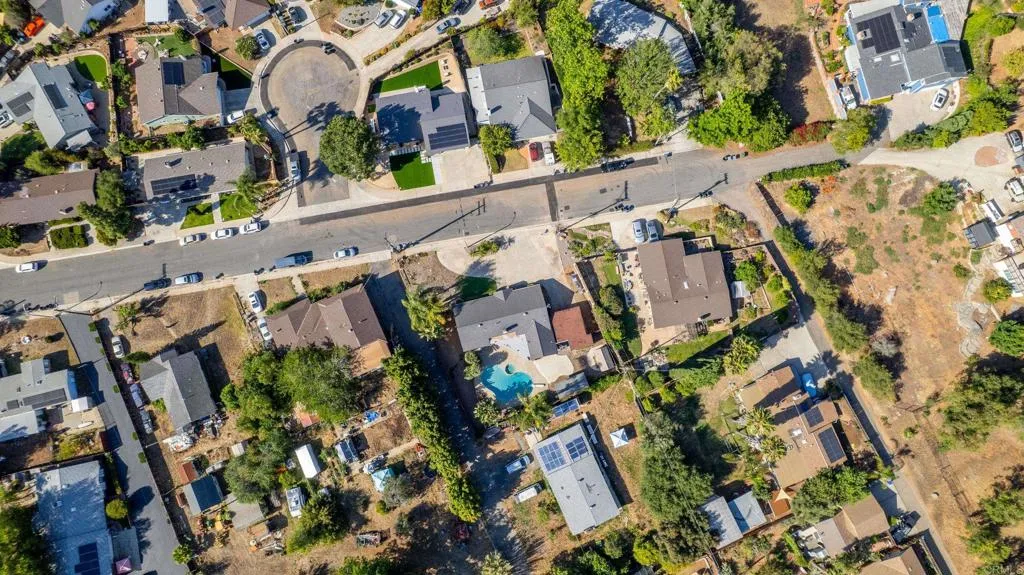 https://cdn.realtyfeed.com/cdn/127/306733288/ff8e8853e0dcbb0c5bce6d51ec2845eb.webp