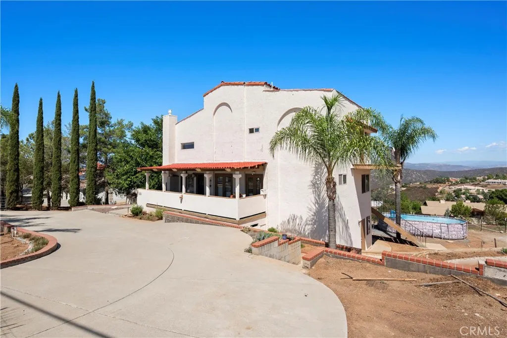 https://cdn.realtyfeed.com/cdn/127/306733297/377f5b3c238dcdb12bce8a3b9d61598d.webp