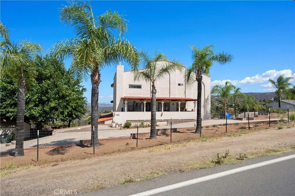 https://cdn.realtyfeed.com/cdn/127/306733297/55793f4a13af328b5c774324bad50c3d.webp