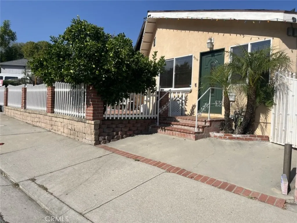 La Crescenta, CA 91214