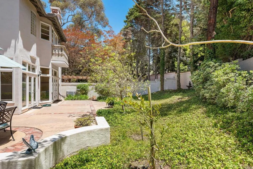 https://cdn.realtyfeed.com/cdn/127/306733341/03294cd51f0e0af893cc0399902737cd.webp