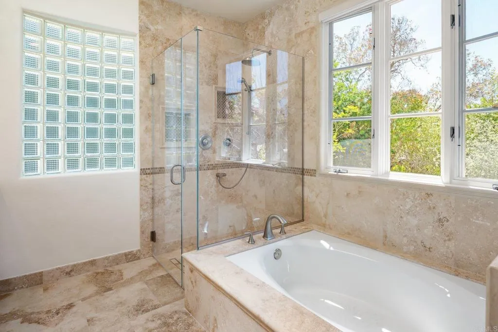 https://cdn.realtyfeed.com/cdn/127/306733341/b3e33fc33e008eb805d2d25dc9d84c44.webp