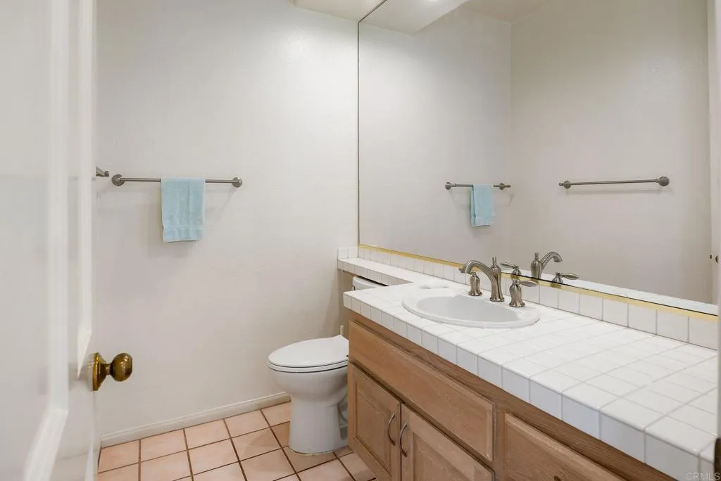 https://cdn.realtyfeed.com/cdn/127/306733341/b9c259aa471c7e19f5093810df5ac4cb.webp