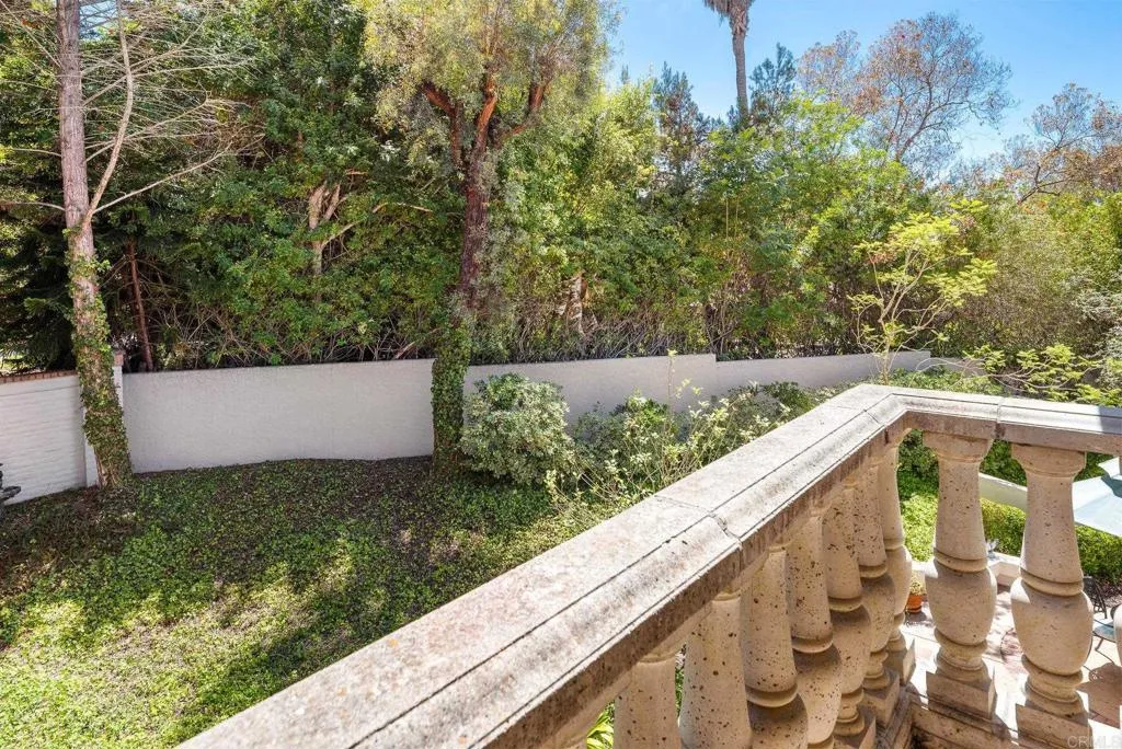 https://cdn.realtyfeed.com/cdn/127/306733341/caa7e4e94218f17e62b5ceaa980bbf78.webp