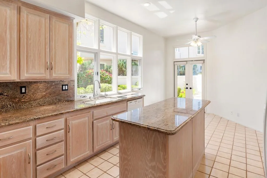 https://cdn.realtyfeed.com/cdn/127/306733341/d94cf18e5dfe8f334e2dcf33a6e9b872.webp