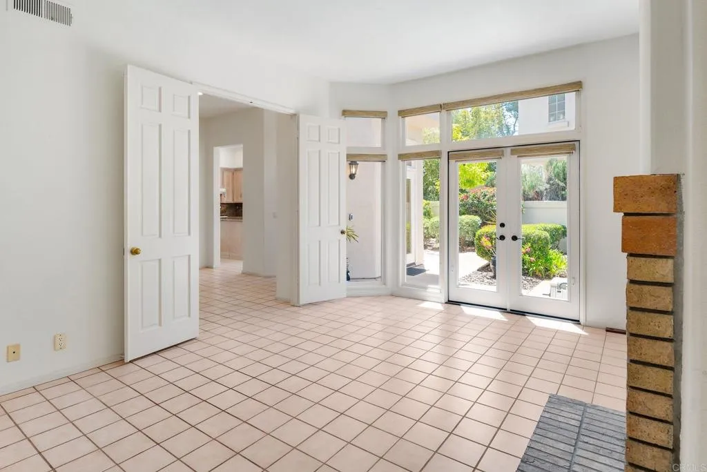 https://cdn.realtyfeed.com/cdn/127/306733341/fea5dff05591c06416b8085b517cfead.webp