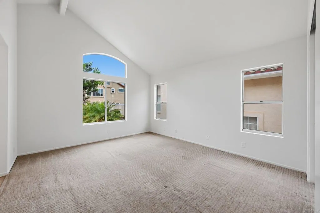 https://cdn.realtyfeed.com/cdn/127/306733355/3e47d66e83d56e4c1efbaa41d1cdcc2d.webp