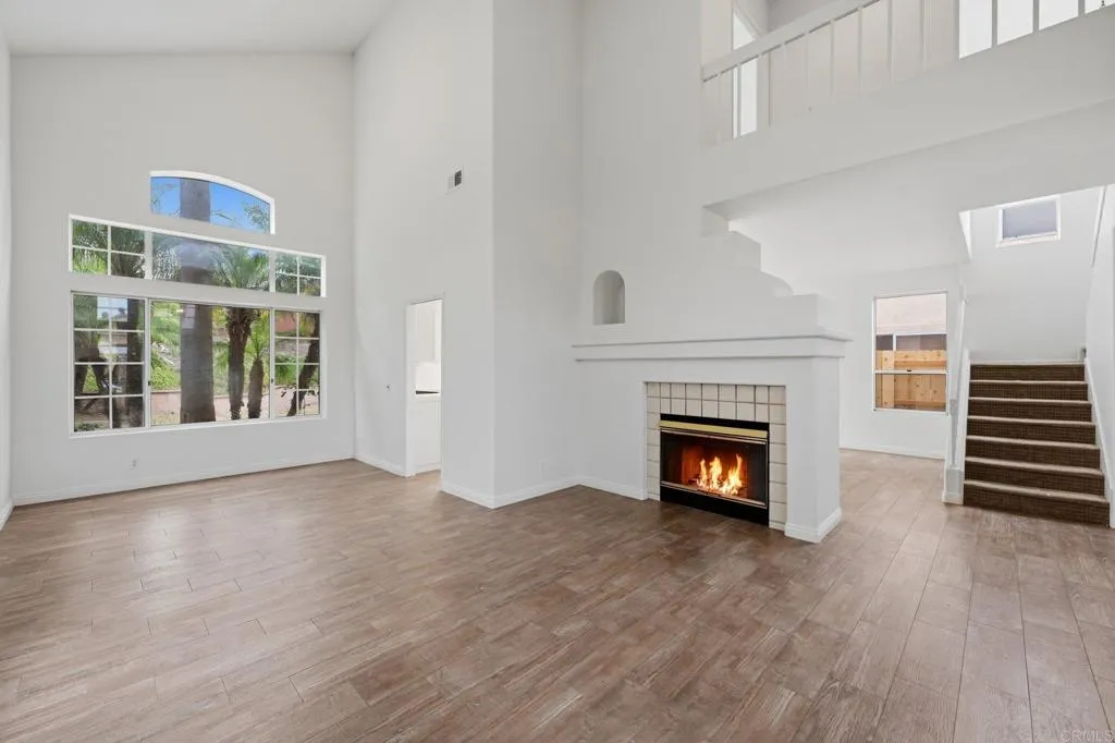 https://cdn.realtyfeed.com/cdn/127/306733355/7396a3dc3f302190805f615f930486c6.webp
