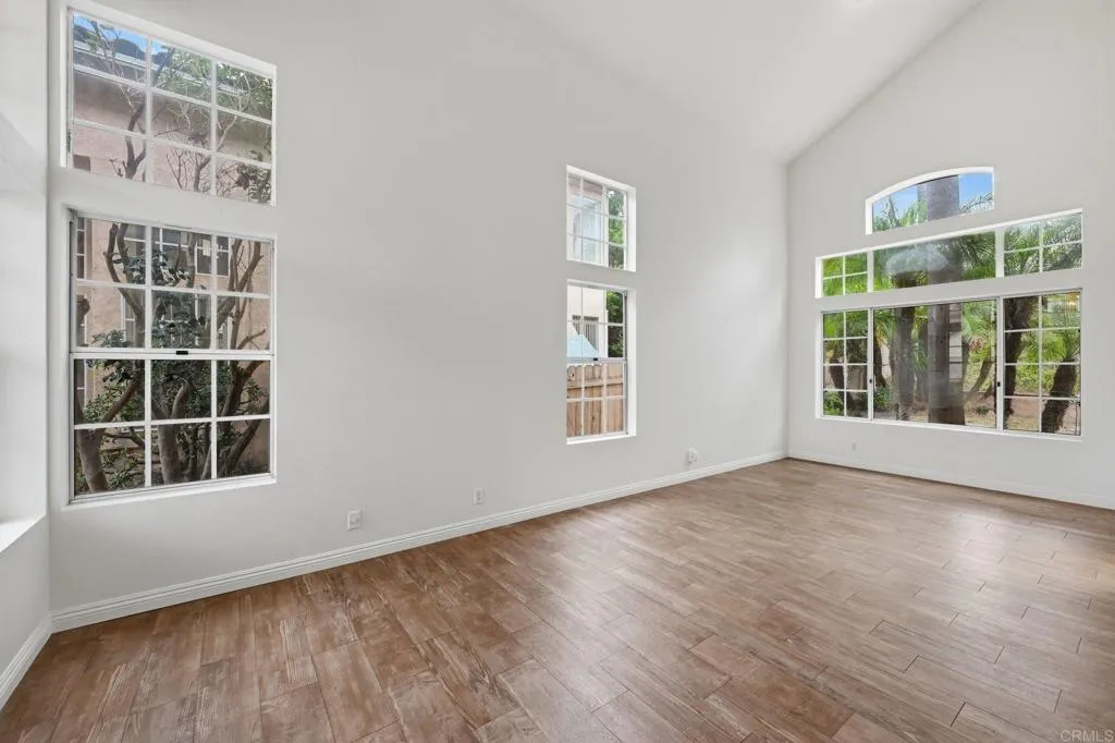 https://cdn.realtyfeed.com/cdn/127/306733355/998ccb52dfc314e4f3b82507151f15de.webp
