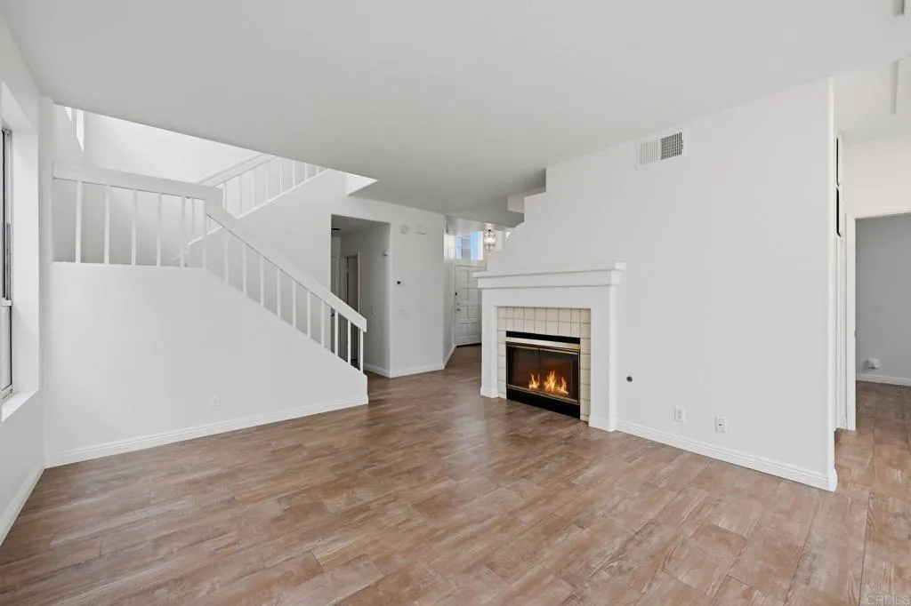 https://cdn.realtyfeed.com/cdn/127/306733355/f9e913bb360c266249acab187562c772.webp
