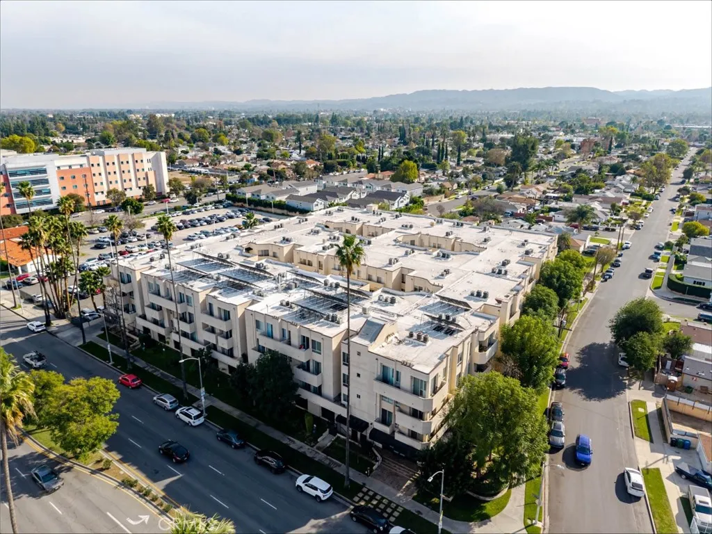 Reseda, CA 91335