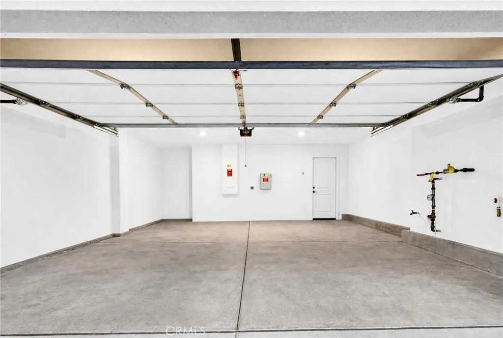 https://cdn.realtyfeed.com/cdn/127/306733399/08731dc3598b9a091a5487f371a93995.webp