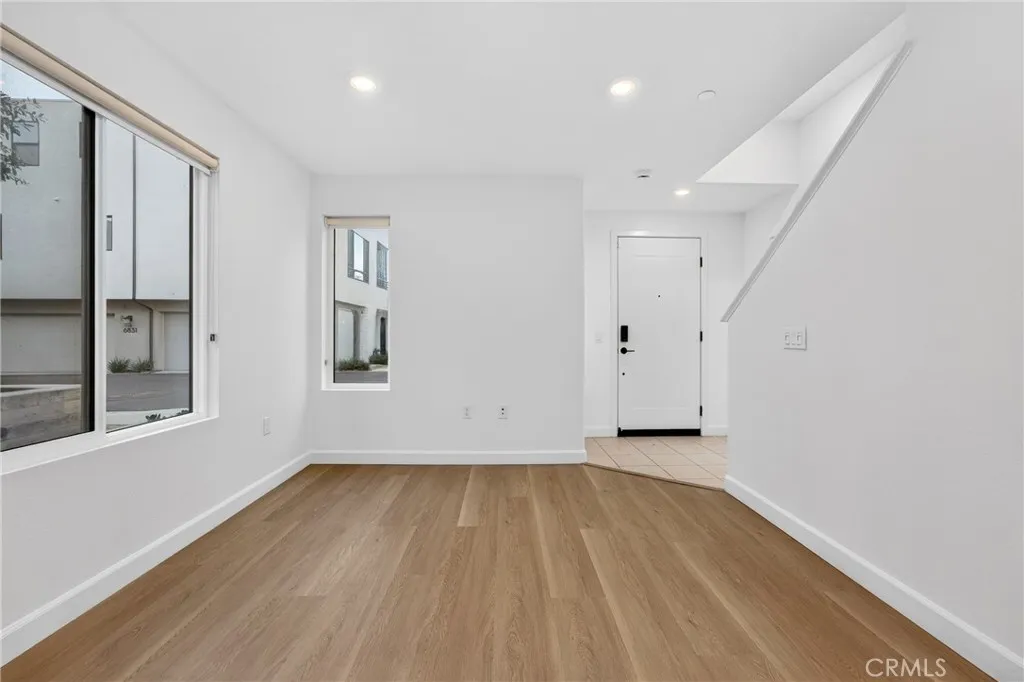 https://cdn.realtyfeed.com/cdn/127/306733399/191f47c6dfeb58f2d327e354808064b7.webp