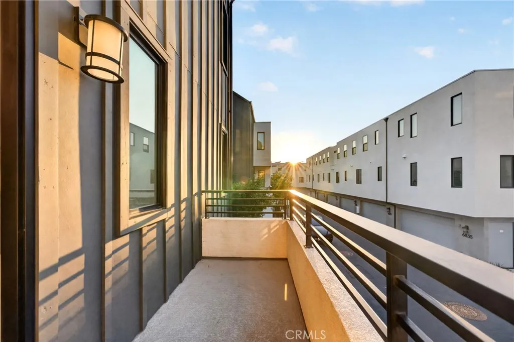 https://cdn.realtyfeed.com/cdn/127/306733399/60eadd179dba48564826cb6f2059c3ca.webp