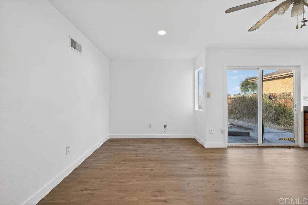 https://cdn.realtyfeed.com/cdn/127/306733413/76c4ca1ec260ba3b5a3f623d40f823ee.webp