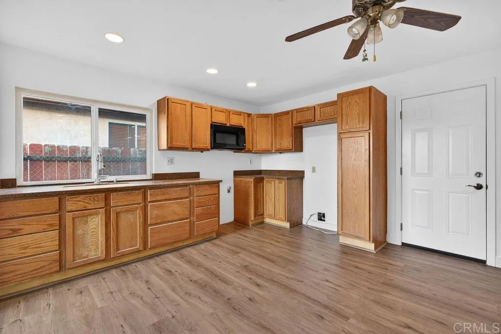 https://cdn.realtyfeed.com/cdn/127/306733413/c89929a422fa864497f3b05dc1632080.webp