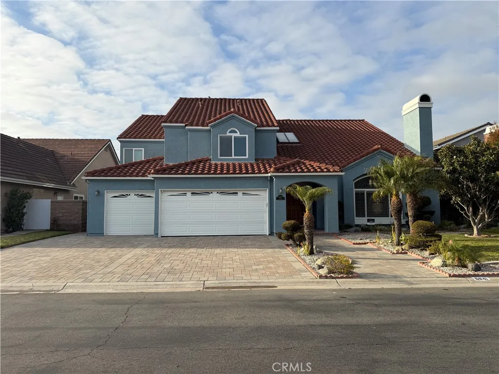 Huntington Beach, CA 92648