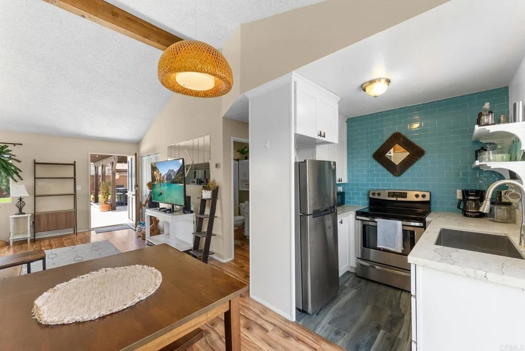 https://cdn.realtyfeed.com/cdn/127/306733428/261c71ce692624ee307b7a05a2e98098.webp