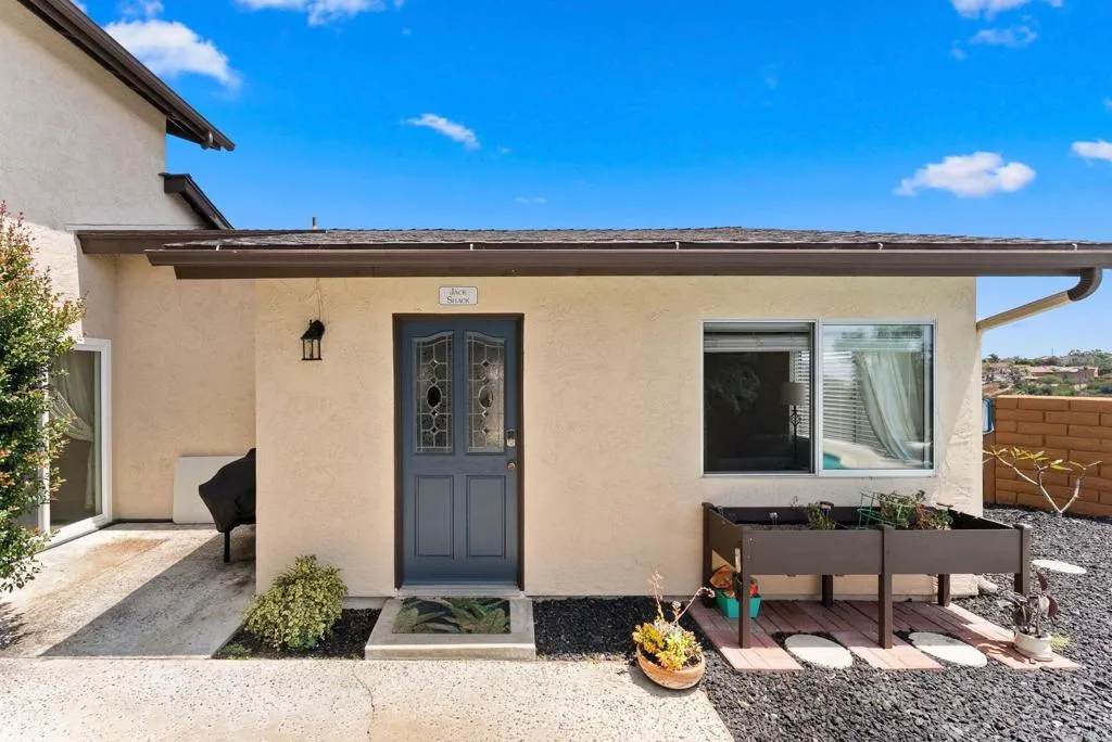 https://cdn.realtyfeed.com/cdn/127/306733428/77dd5cd83cc1d79c4404ec3e0ac77382.webp