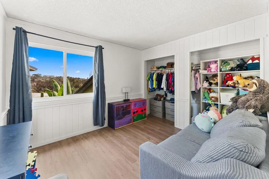 https://cdn.realtyfeed.com/cdn/127/306733428/90cfacf162fe8fc5081be595274a75d2.webp