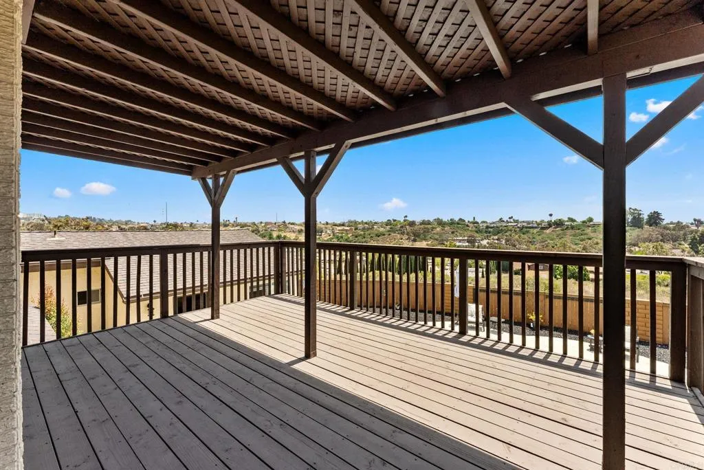 https://cdn.realtyfeed.com/cdn/127/306733428/ca0f690d2bacfc35c704e683088fdd22.webp