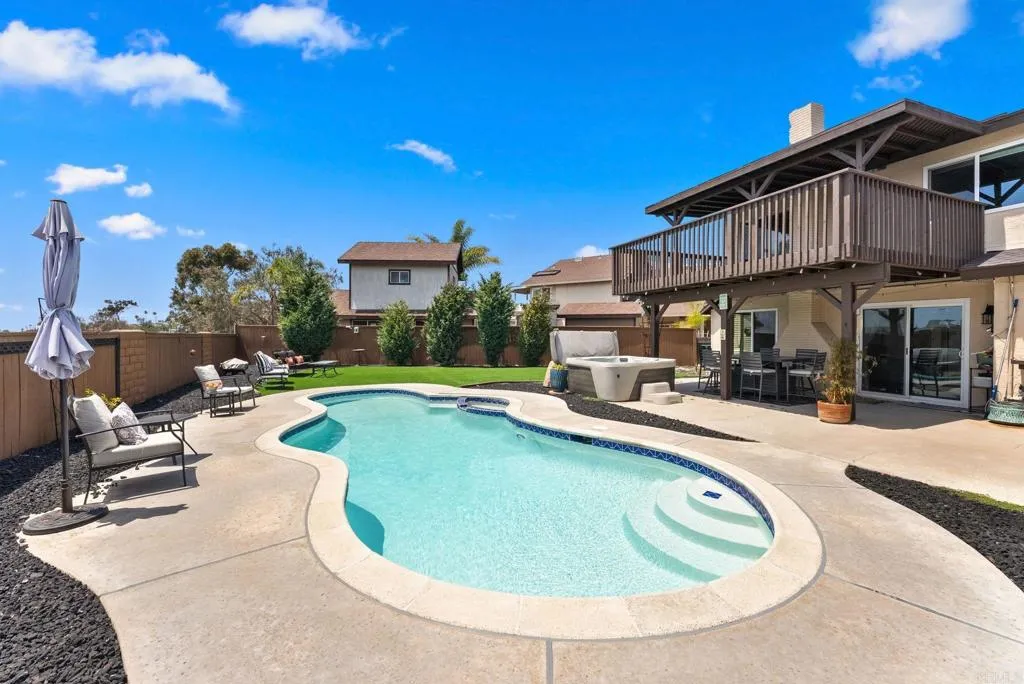 https://cdn.realtyfeed.com/cdn/127/306733428/f48b2112be6f7a25d937eee6643545ce.webp